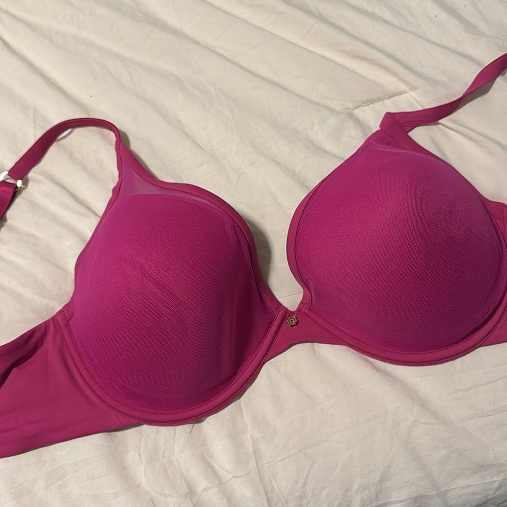 24/7® Classic Uplift Plunge Bra - Picture 2 of 4